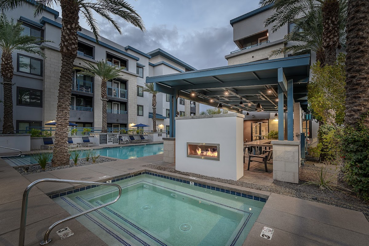 Lakeside Drive Apartments apartments in Tempe AZ