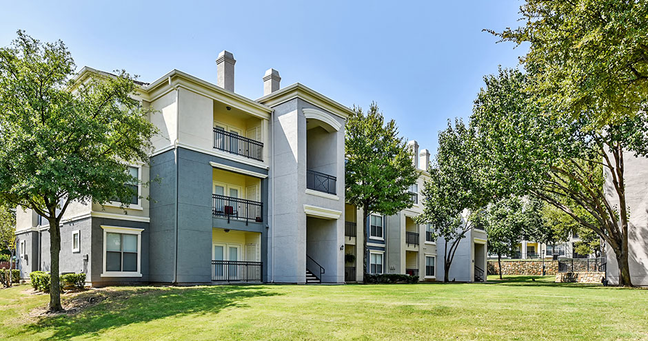 Abbey at Vista Ridge Apartments apartments in Addison, TX