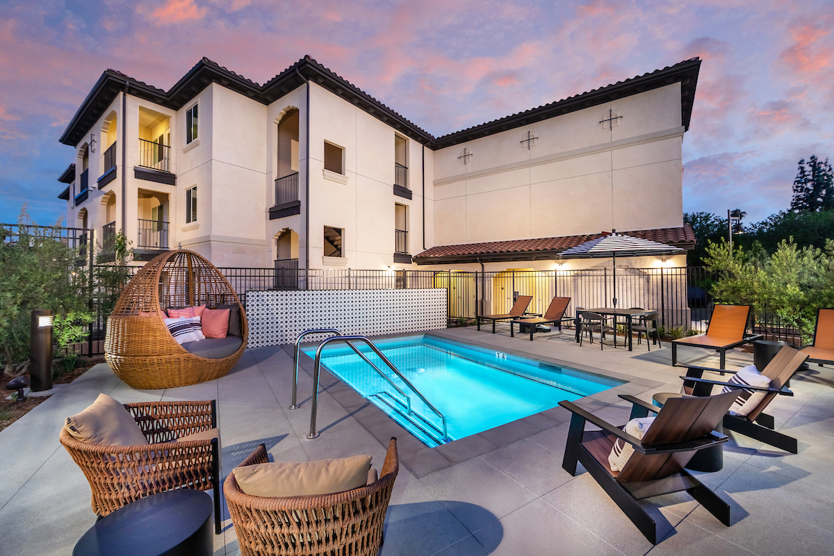 Canyon Bluffs Apartment Homes apartments in Riverside CA