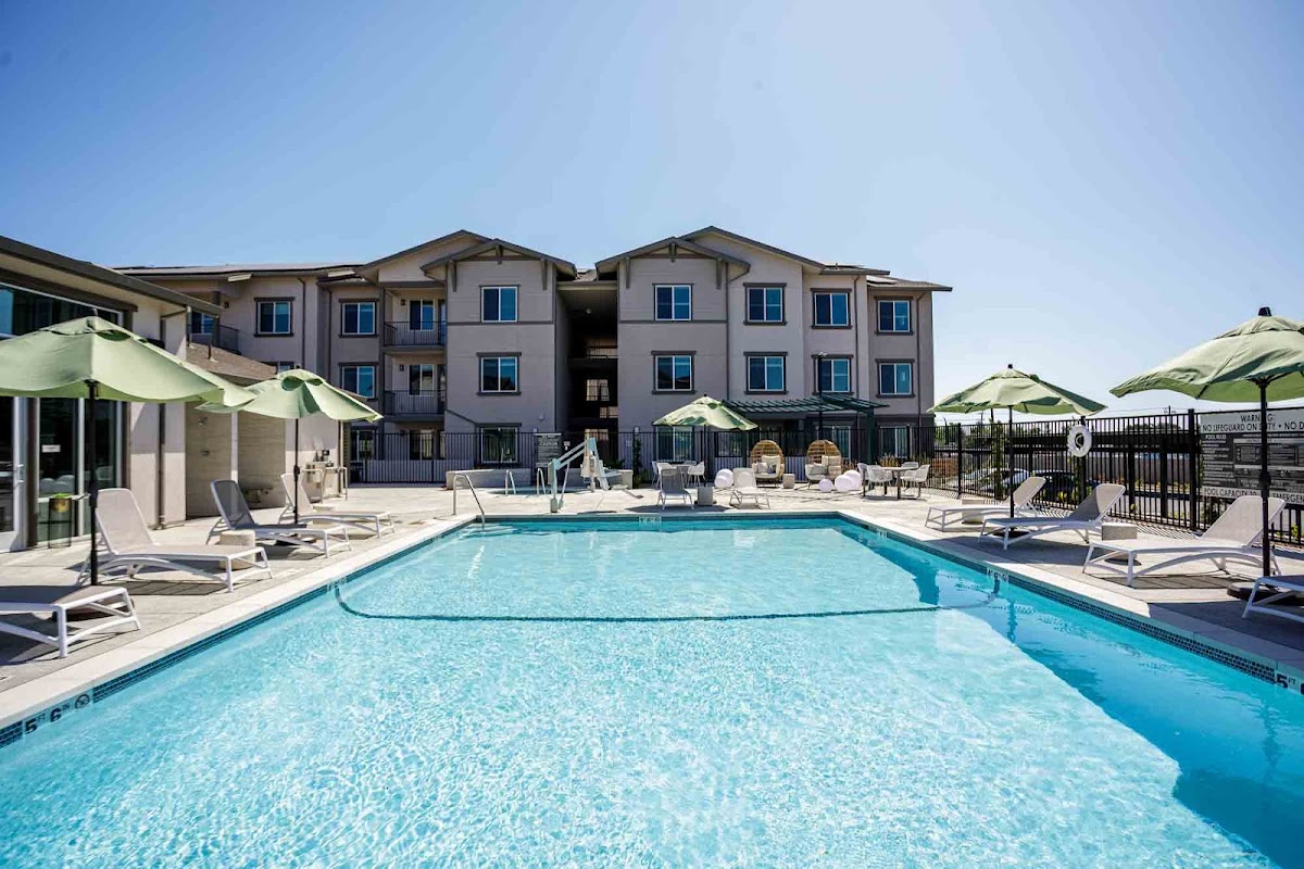 Arrive Vacaville apartments in Vacaville, CA