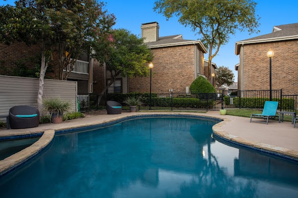 Adair off Addison apartments in Addison, TX