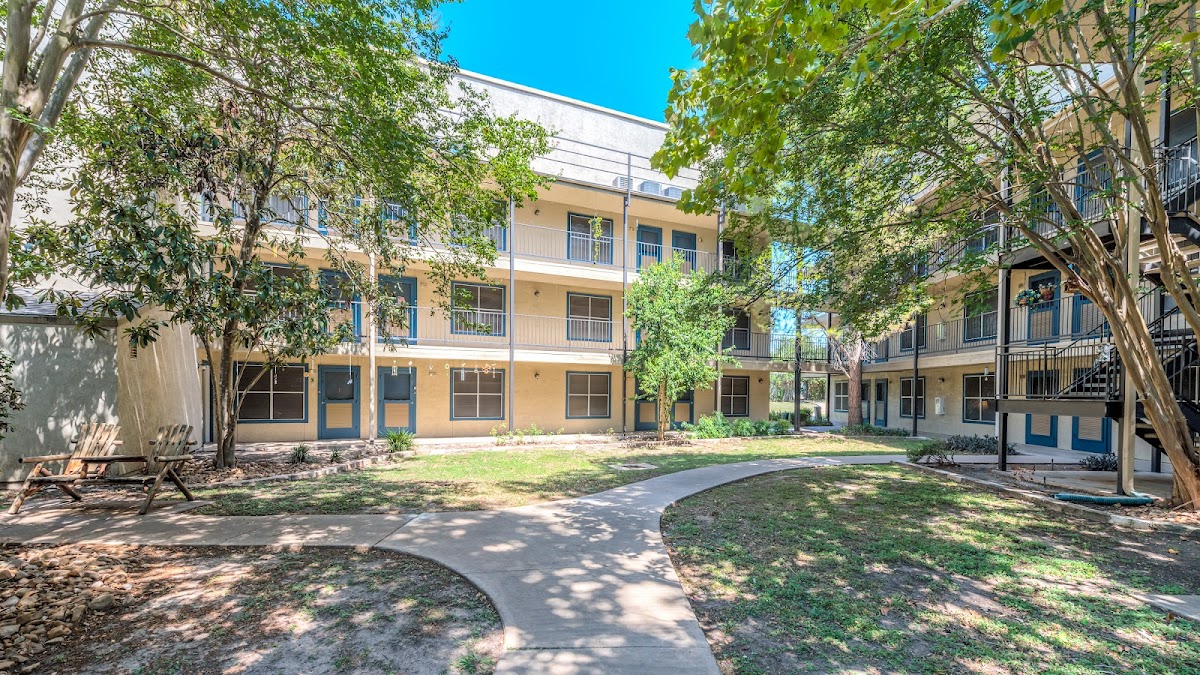 Western Trails Apartments apartments in Austin TX