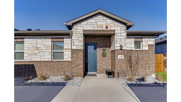 Yardly Cross Creek Meadows apartments in Addison, TX