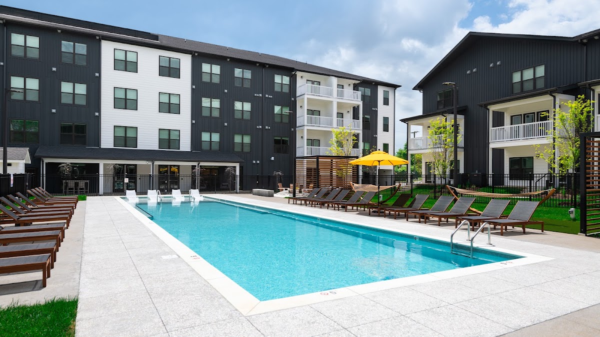 The Flats at Laurel & Pine apartments in Nashville TN