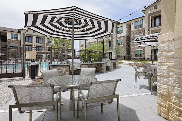 Debbie Lane Flats apartments in Arlington, TX