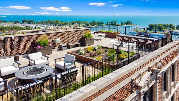 The Belmont by Reside apartments in Chicago IL