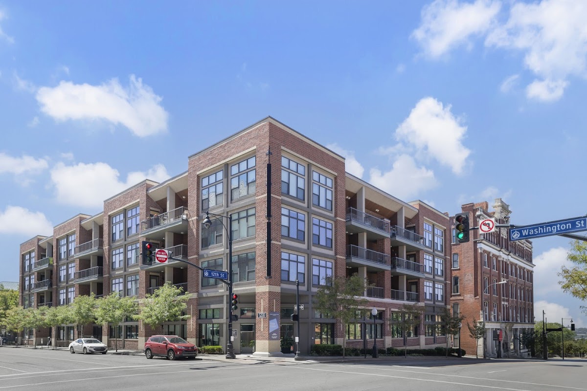 Summit on Quality Hill Apartments apartments in Kansas City MO