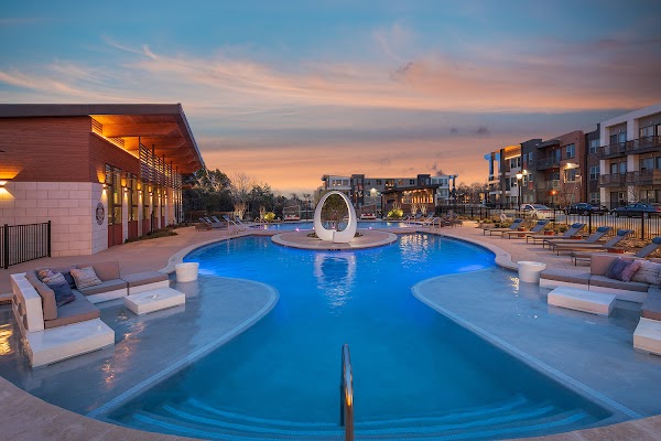 Reserve at Spring Creek Apartments apartments in Richardson, TX