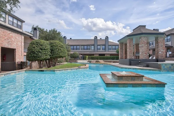Branch Creek Apartments apartments in Carrollton, TX