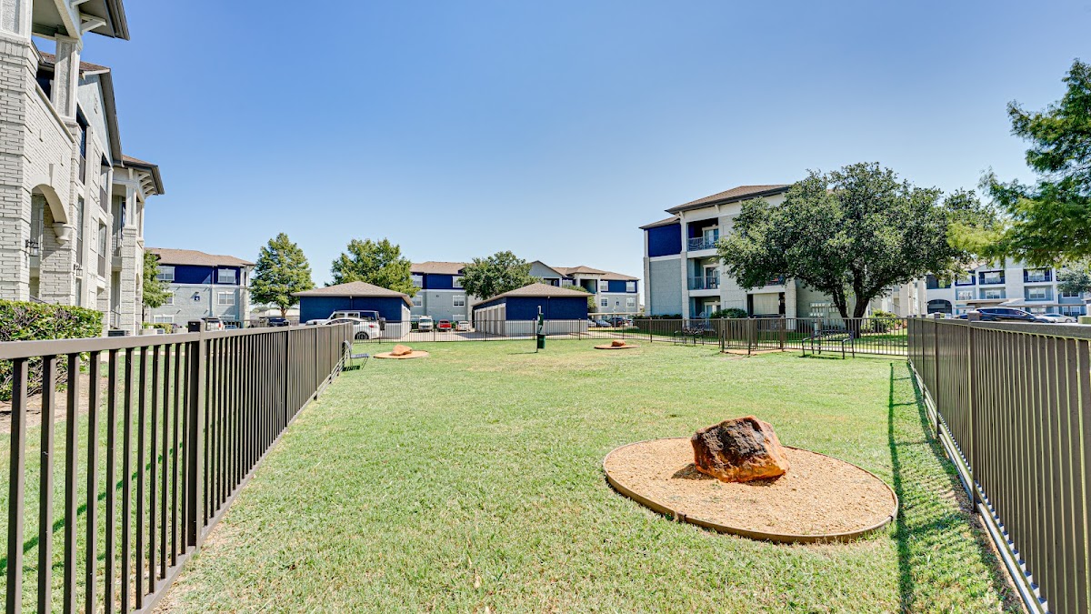 Highland Luxury Living Apartments apartments in Addison, TX