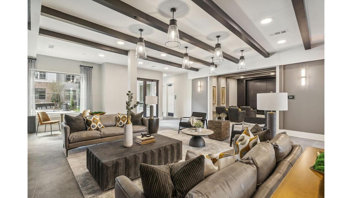 Alta Park Central apartments in Addison, TX
