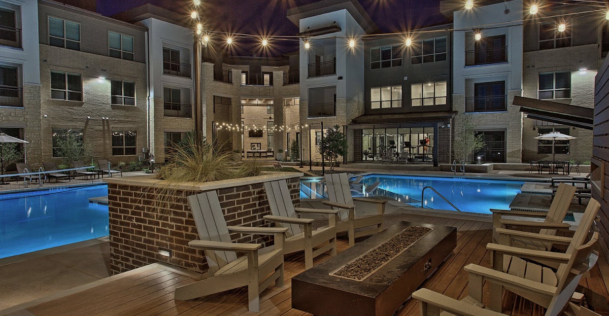 Hunters Creek Apartments apartments in Denton, TX