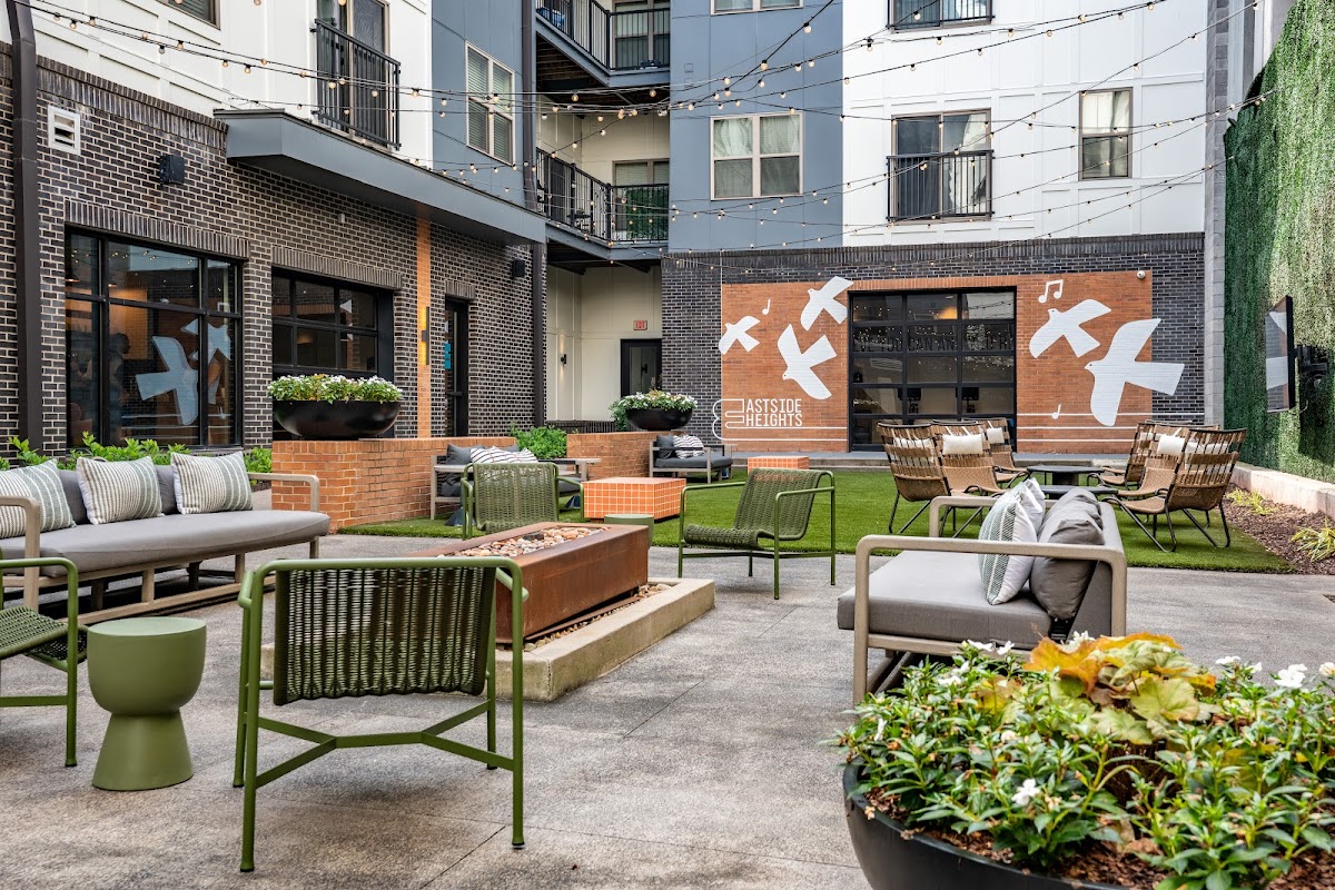 Eastside Heights apartments in Nashville TN