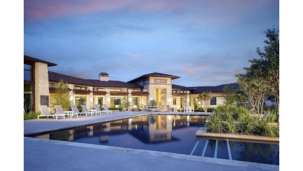 The Ellis apartments in Carrollton, TX