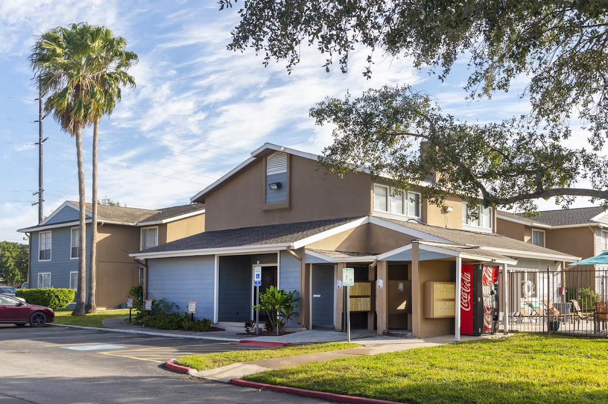 La Residencia Apartments apartments in Brownsville, TX