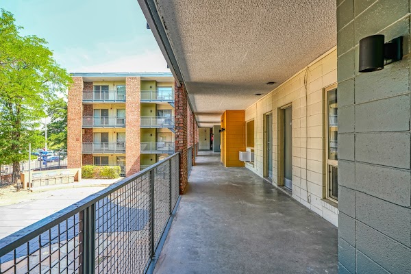 Nova View apartments in Albuquerque, NM