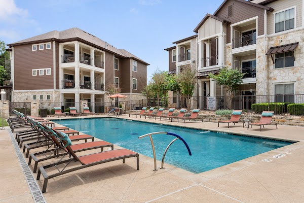 The Rowan at Southwest Austin apartments in Austin TX