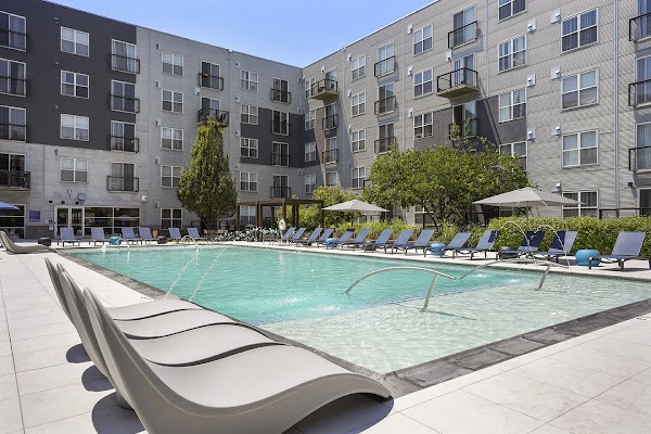 Cortland on Blake apartments in Denver CO