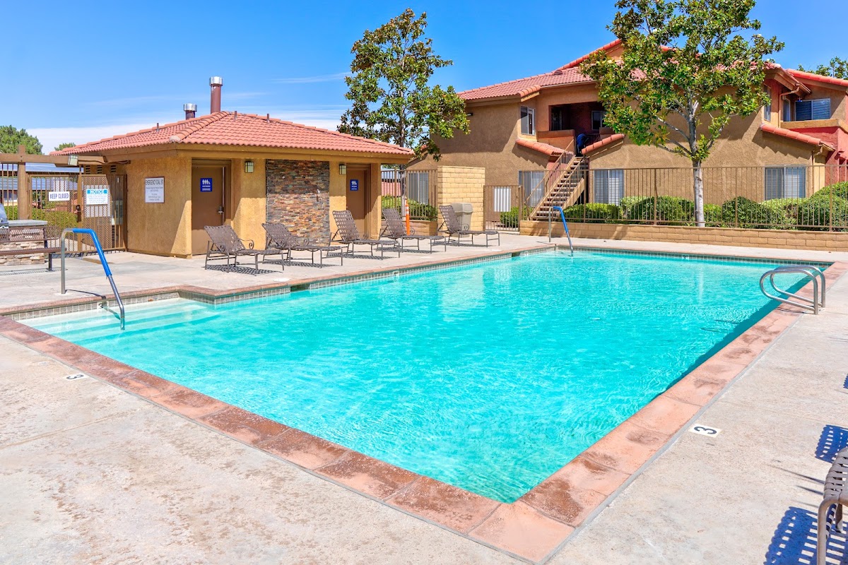 The Arches at Regional Center West apartments in Palmdale, CA
