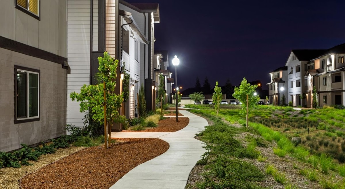 Morada Crossings apartments in Stockton CA