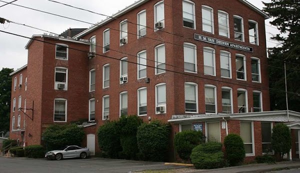 Van Deusen Apartments apartments in Agawam, MA