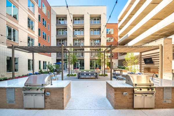 Cornell Midtown apartments in Addison, TX