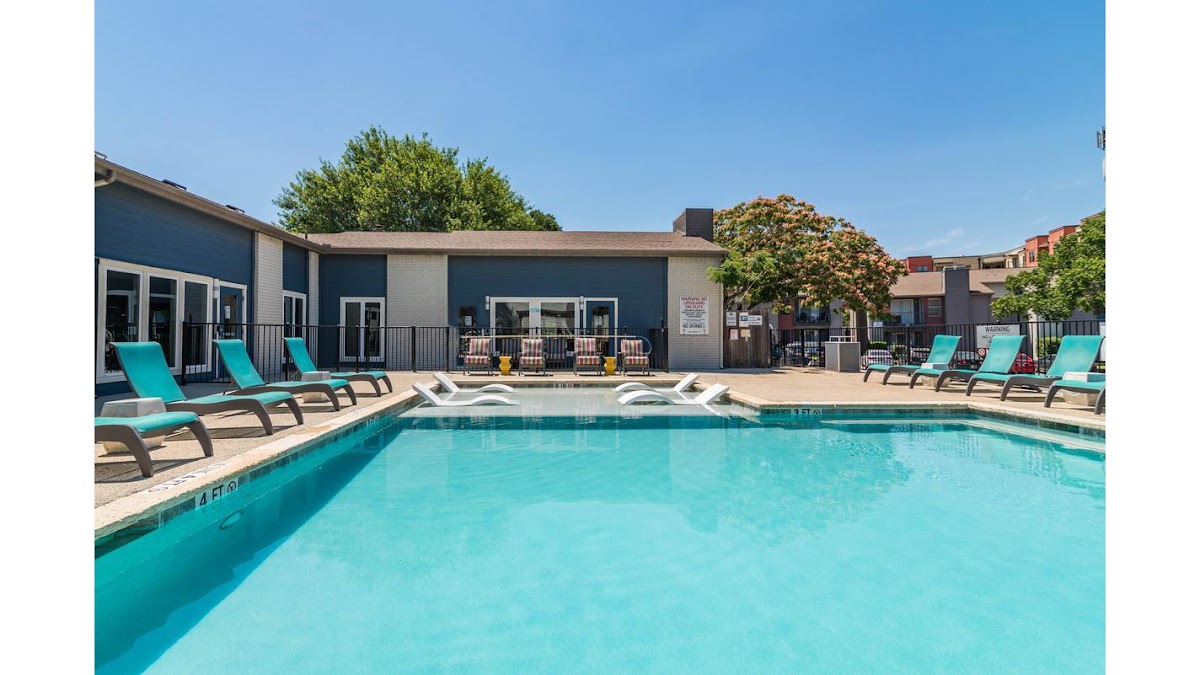 South Lamar Village apartments in Austin TX