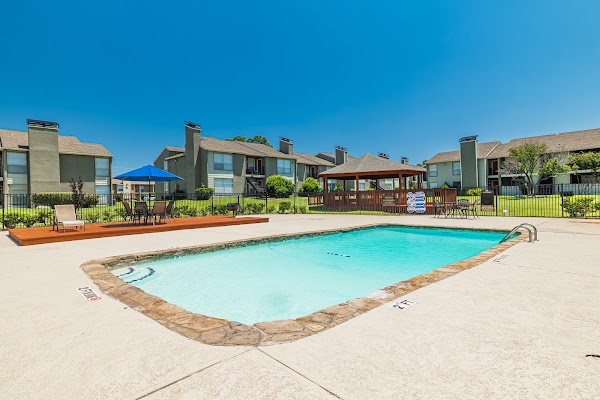 Shadowood Apartments apartments in Addison, TX