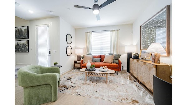 Marlowe Corinth Groves apartments in Corinth, TX