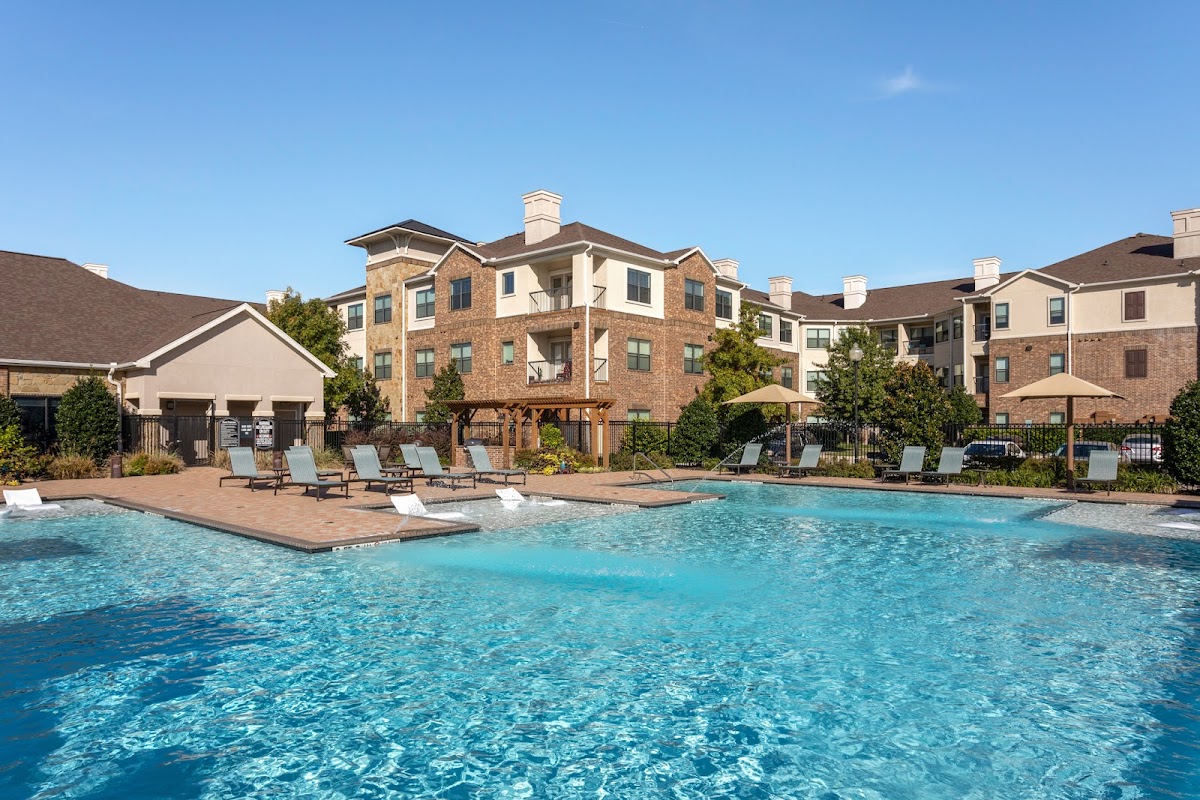 Avenues at Craig Ranch Apartments apartments in Addison, TX