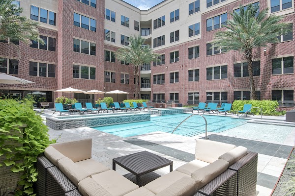 Midtown on the Rail apartments in Houston TX