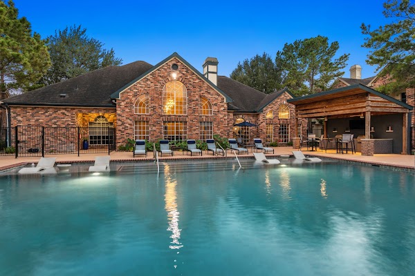 Aston at Cinco Ranch apartments in Katy TX