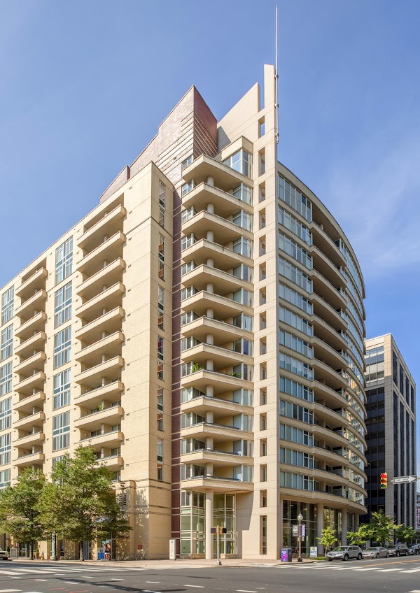 Cortland Bennett Park apartments in Arlington VA