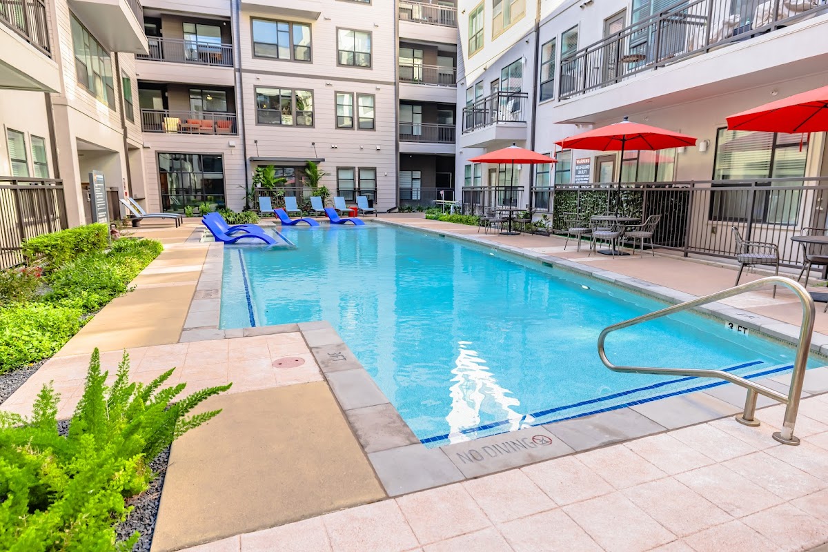 E6 apartments in Austin TX