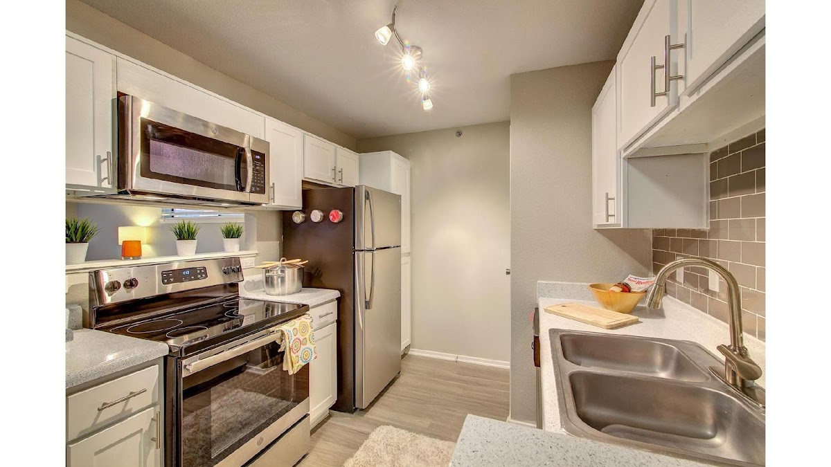 Spring Parc Apartment Homes apartments in Dallas, TX