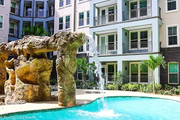 Novus Westshore apartments in Tampa FL