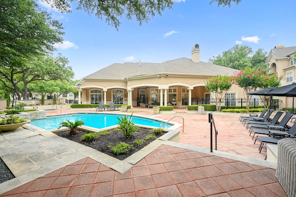 St. Moritz apartments in Addison, TX