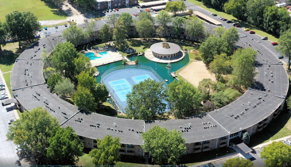The Columns Apartments apartments in Springfield, MO