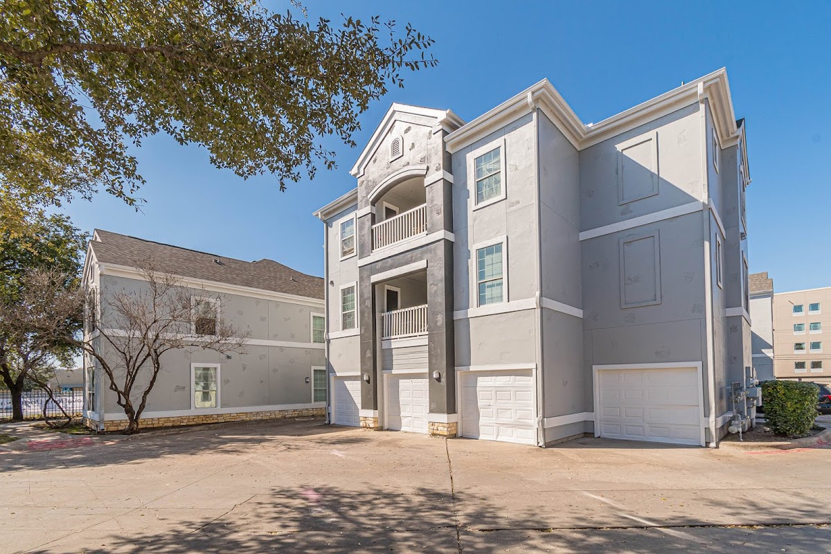 Capitol Crossing apartments in Austin TX